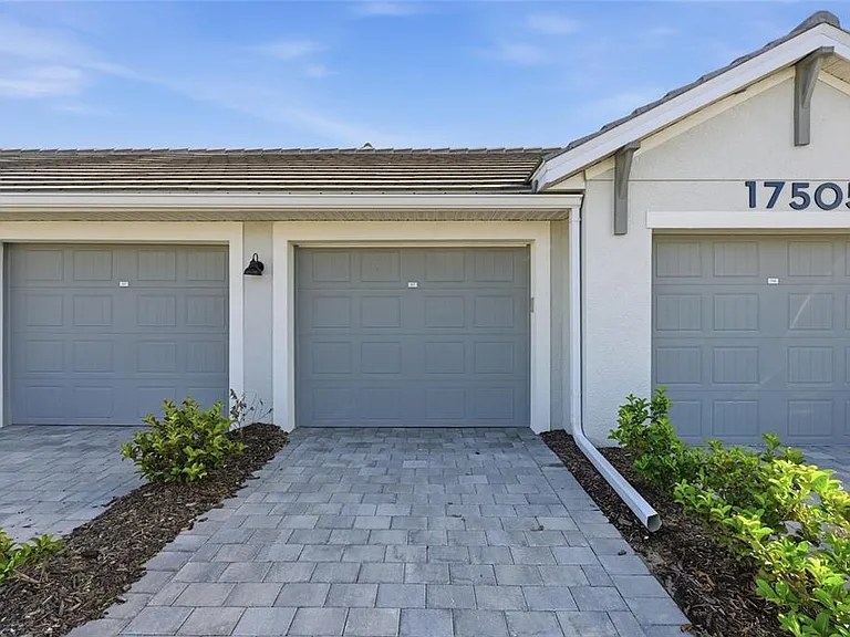 17505 Opal Sand Dr #207 — Photo 34