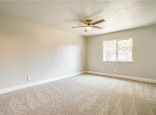810 Eagle Dr, Desoto, TX 75115