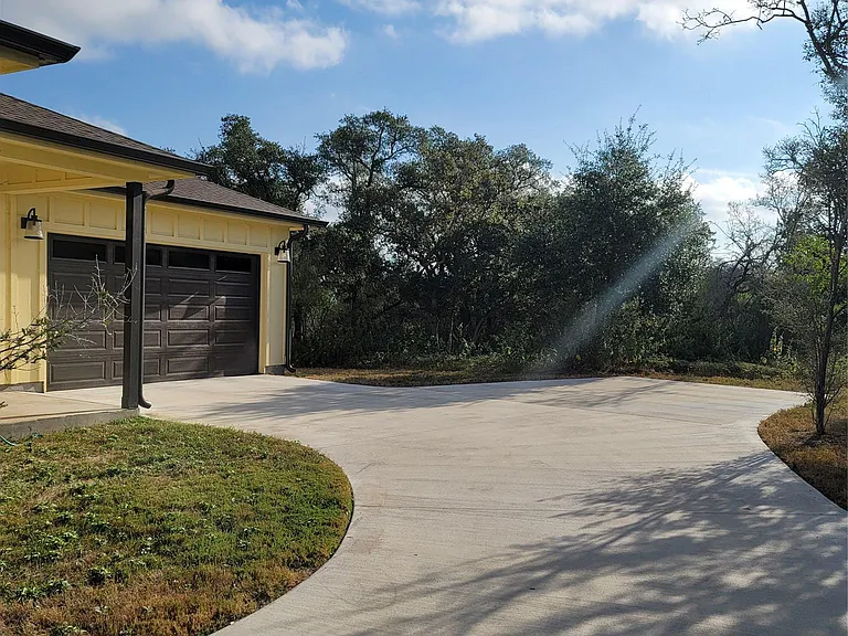 1248 Lake Shore Dr #B — Photo 5