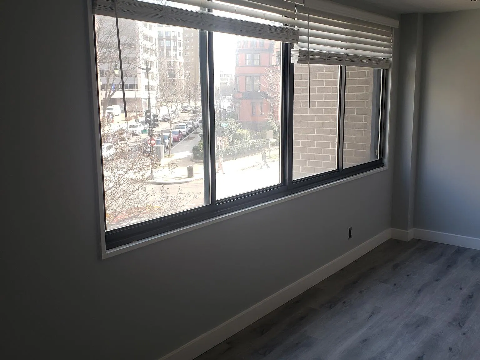 2201 L St NW — Photo 4