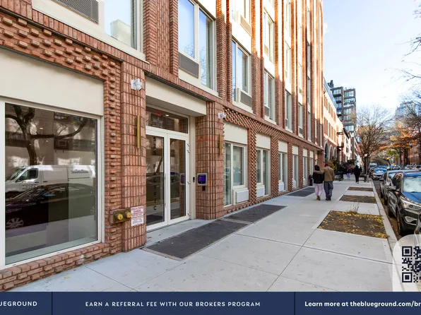 525 Pacific Street image 24 of 25