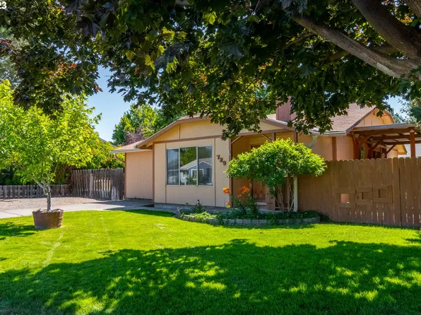 729 SW Mount Adams Ave, Boardman, OR 97818