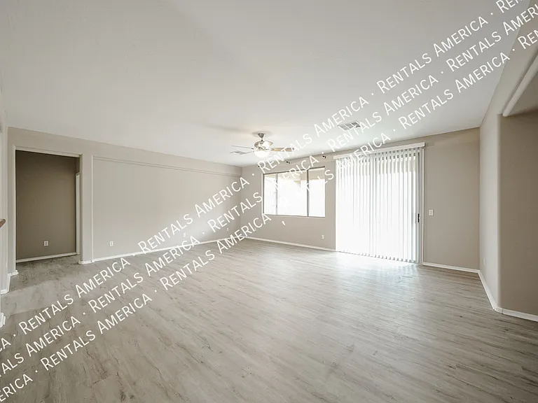 19407 E Canary Way — Photo 4