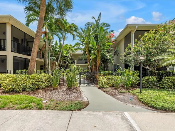 555 3rd St N APT 13, Saint Petersburg, FL 33701