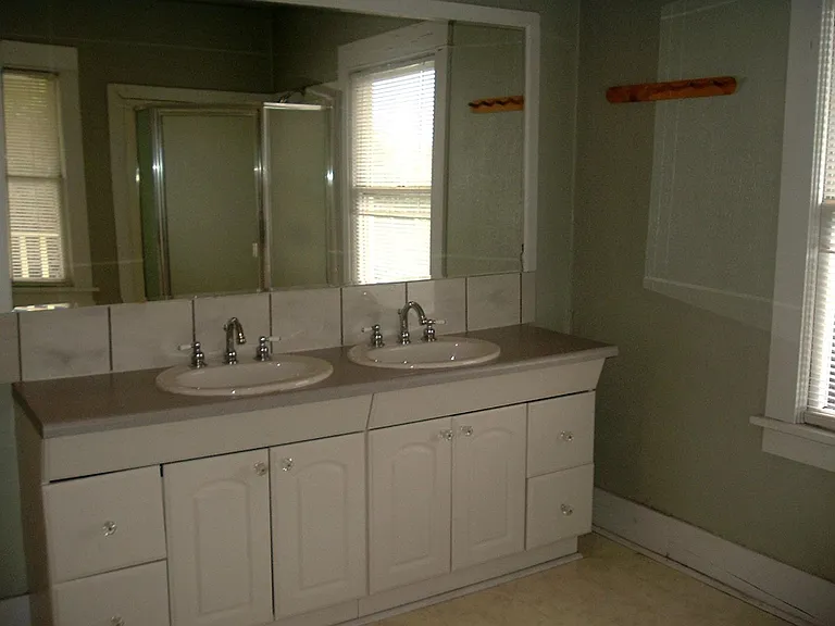 5004 SW View Point Ter — Photo 11