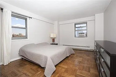 Sold by Space Marketing Shop