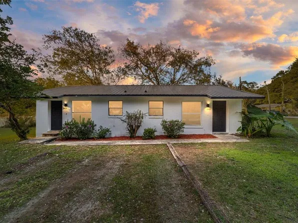 5911 NW 9th St, Ocala, FL 34482