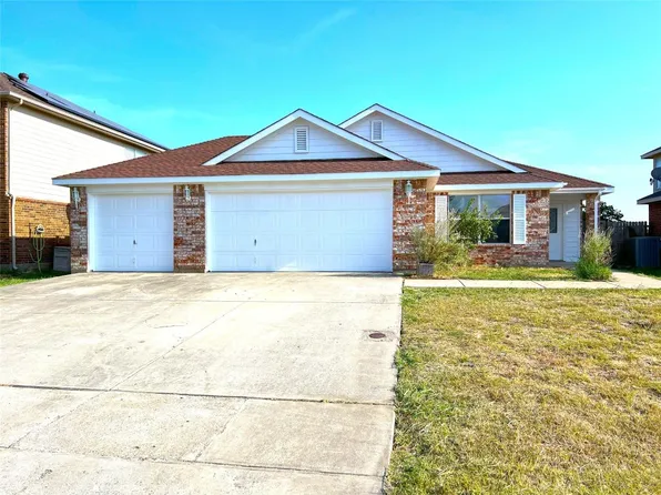 511 Del Mar Dr, Ponder, TX 76259