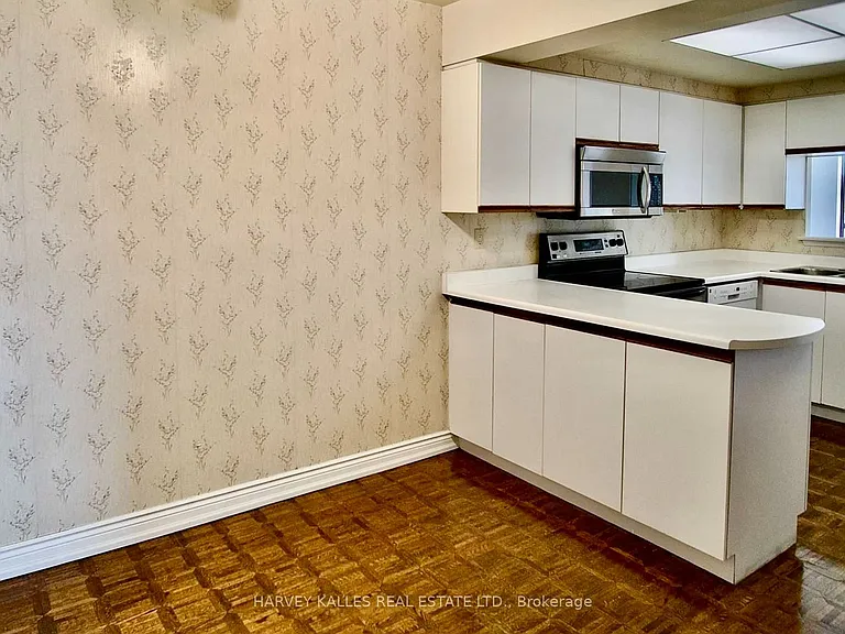 65 Spring Garden Ave #1811 — Photo 11