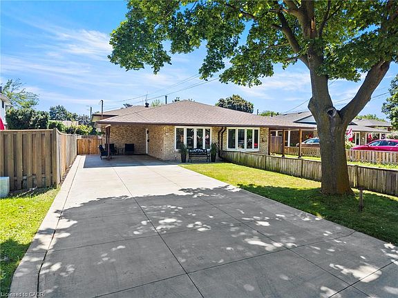 2nd image of 167 Berkindale Dr