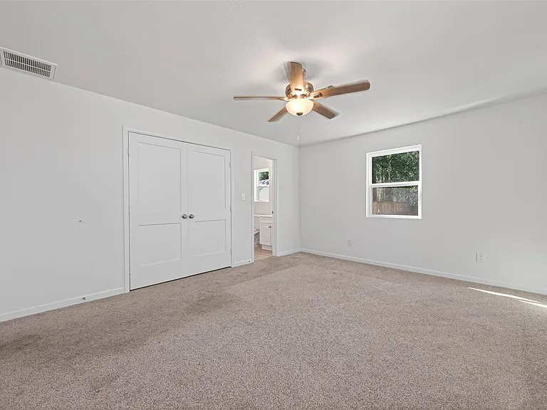 170 Walter Dr — Photo 24