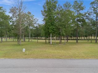 750 Sunrise Dr #25, Deville, LA 71328