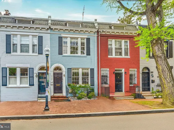 2724 Olive St NW, Washington, DC 20007