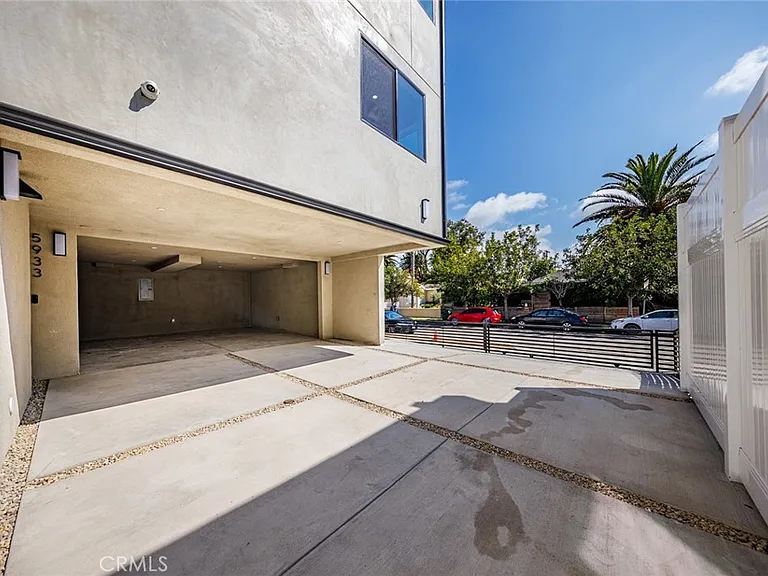 5933 Comey Ave #1 — Photo 45