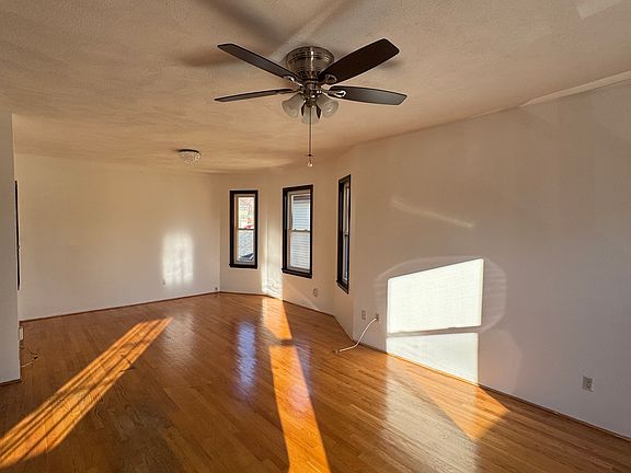 2nd image of 190 Sylvan St #188