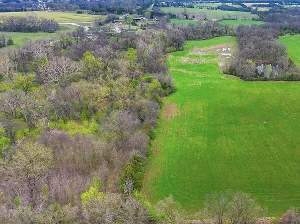 E Sugar Grove Rd, Columbia, MO 65201