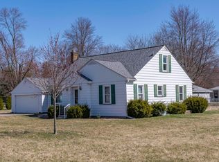 1108 S 12th St, Goshen, IN 46526