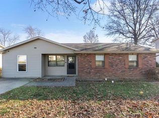 136 W Vale Dr, Jackson, MO 63755