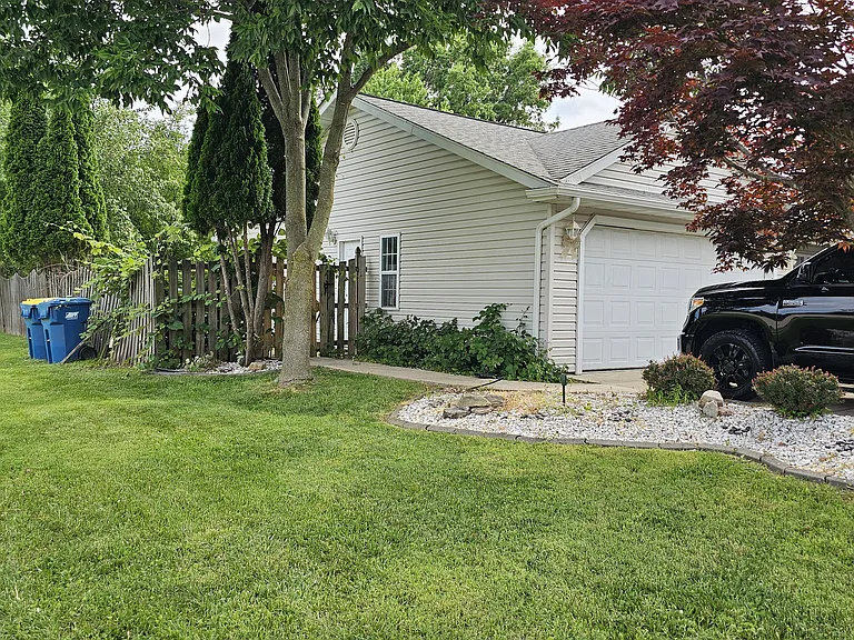 1092 Barbados Dr — Photo 15