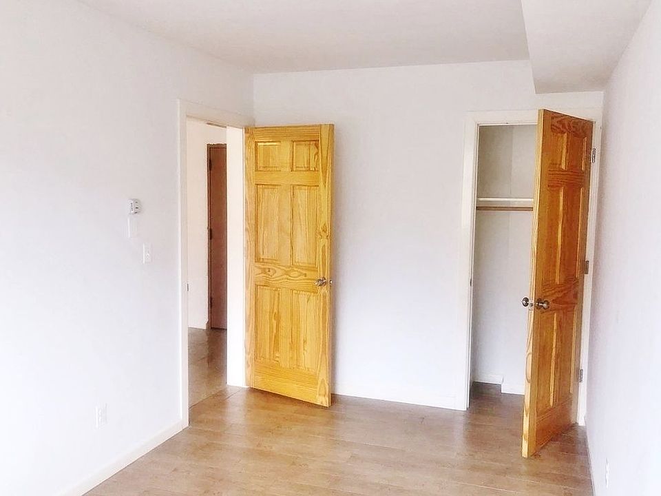 1st image of 25-24 Broadway #3E