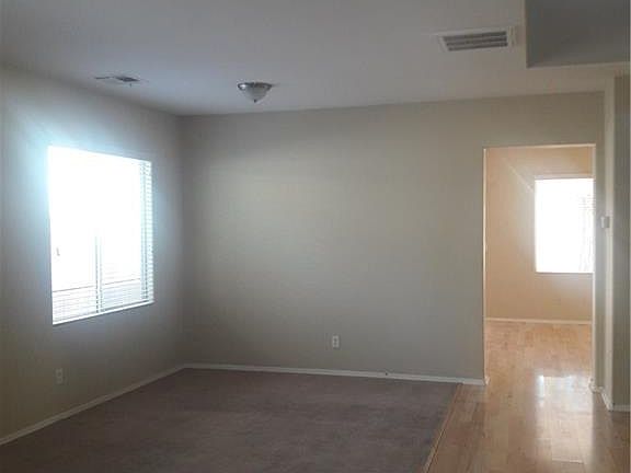 4th image of 6150 Glenborough St