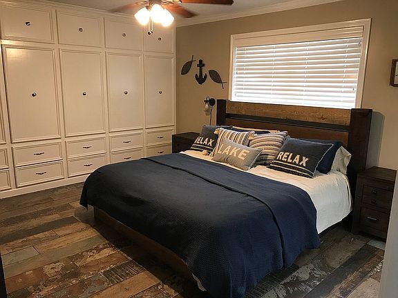 5th image of 12642 Lauren Ln