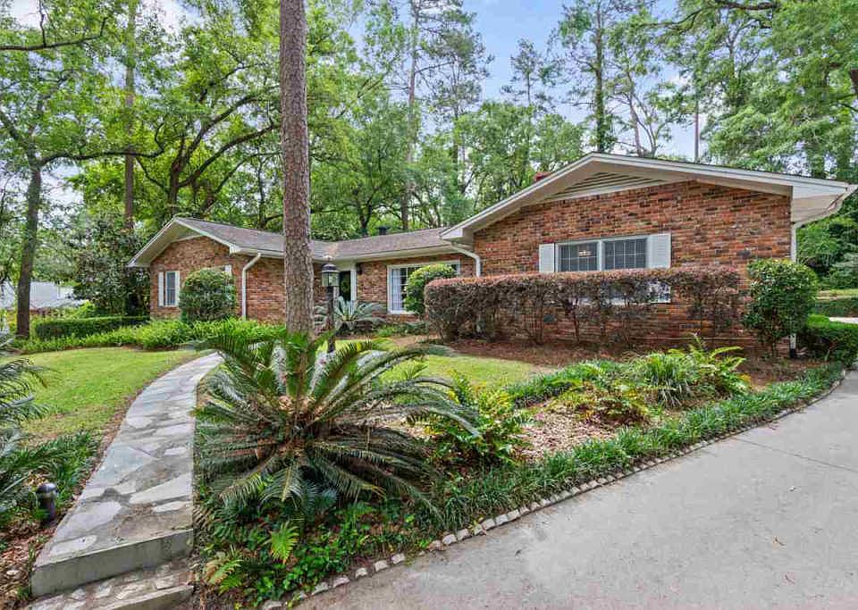1st image of 2269 Trescott Dr