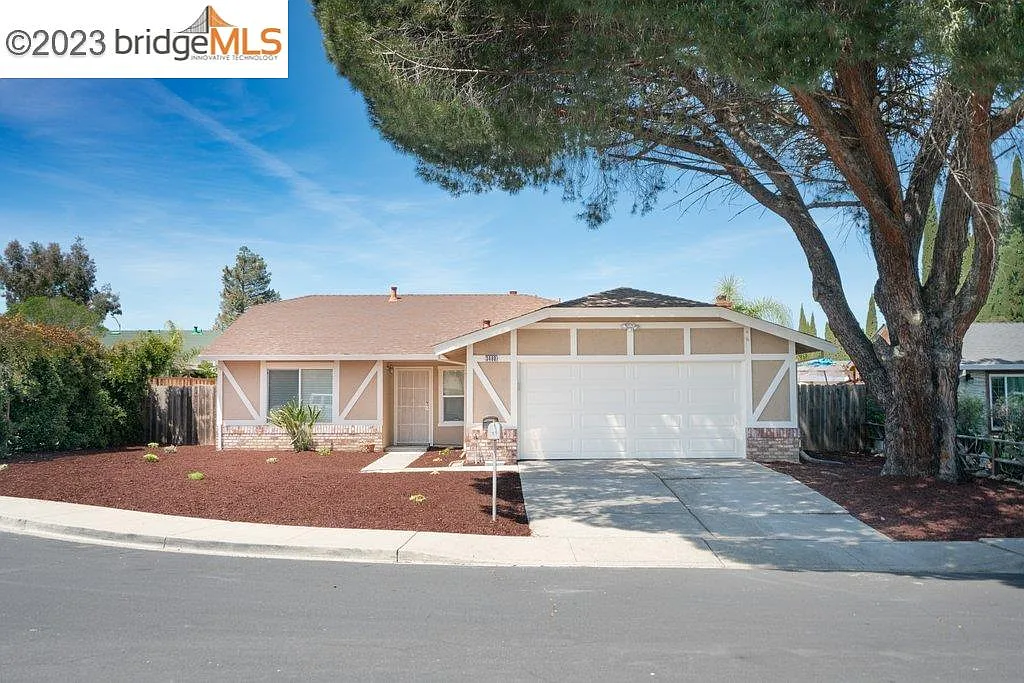 3480 Michael Pl photo 1