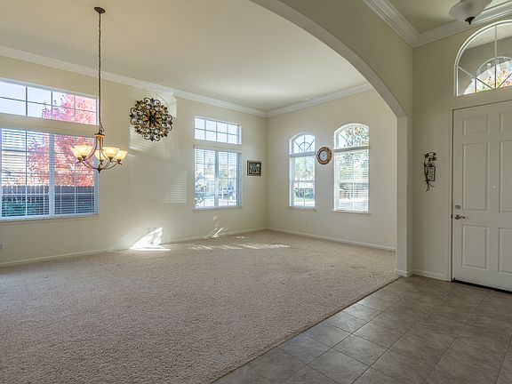 2nd image of 3002 Mojave Dr