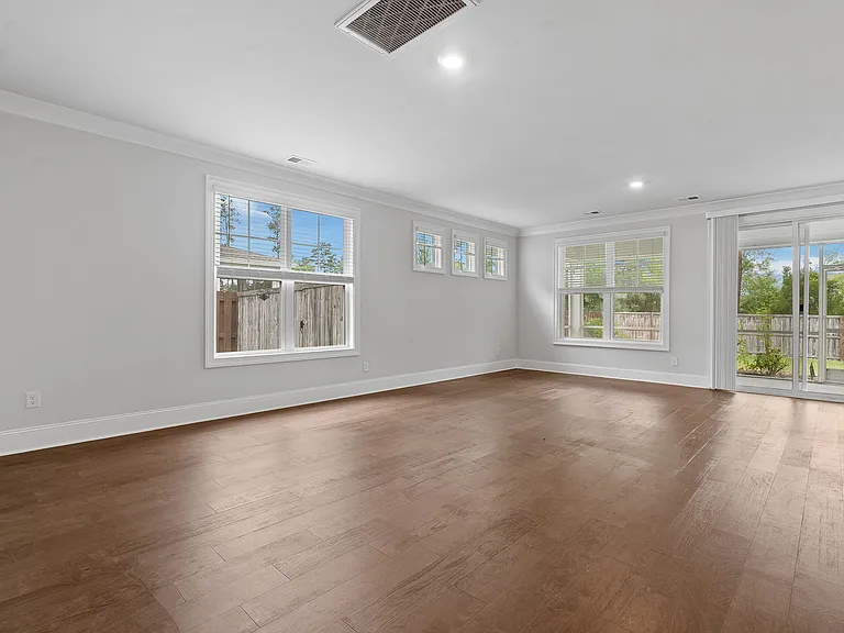 602 Chigwell Springs Ln — Photo 11
