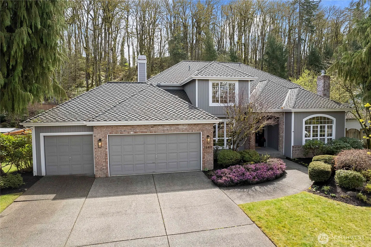 18419 SE 279th Place photo 1