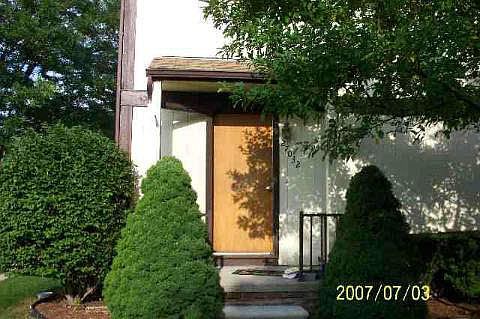1st image of 27032 Winchester St