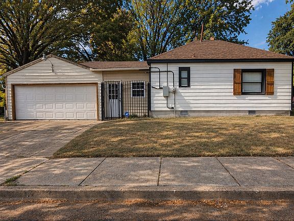 2nd image of 2445 Lowell Ave