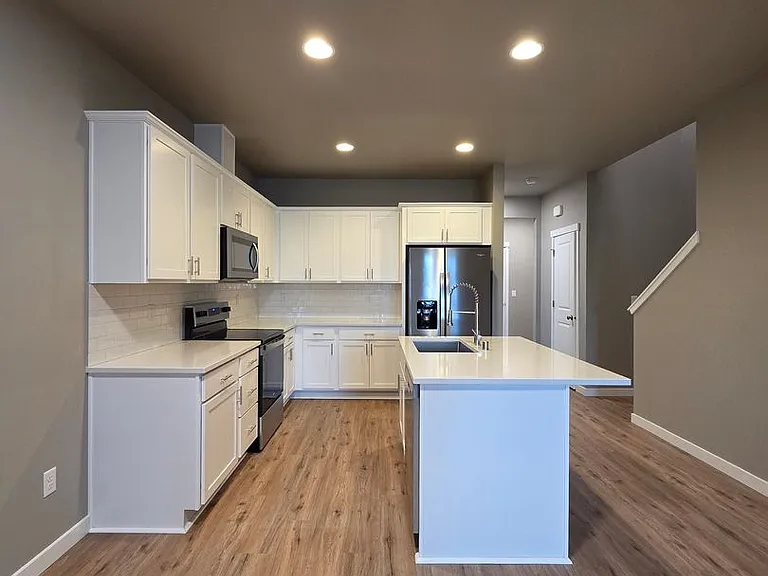 724 N Pearl St #B — Photo 4