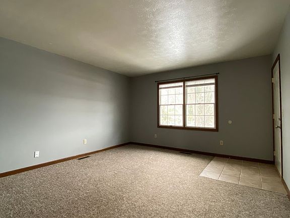 3rd image of 124 S Silverwood Ln #D