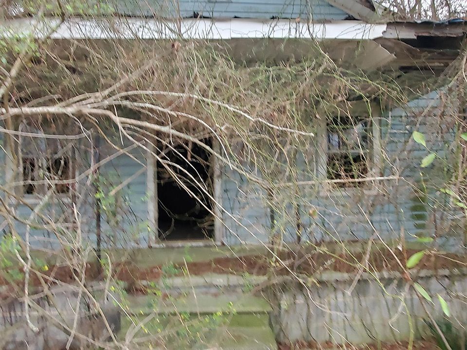 2nd image of 166 Governor Moore Road