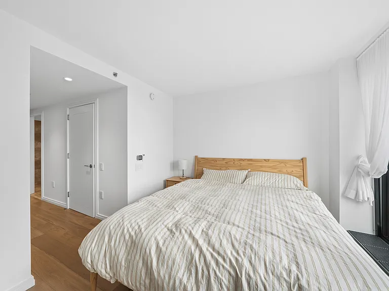111 W 56th St #37L — Photo 6