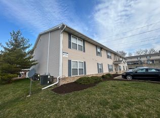 1701 Route Dunn Dr #20, Bloomington, IL 61701