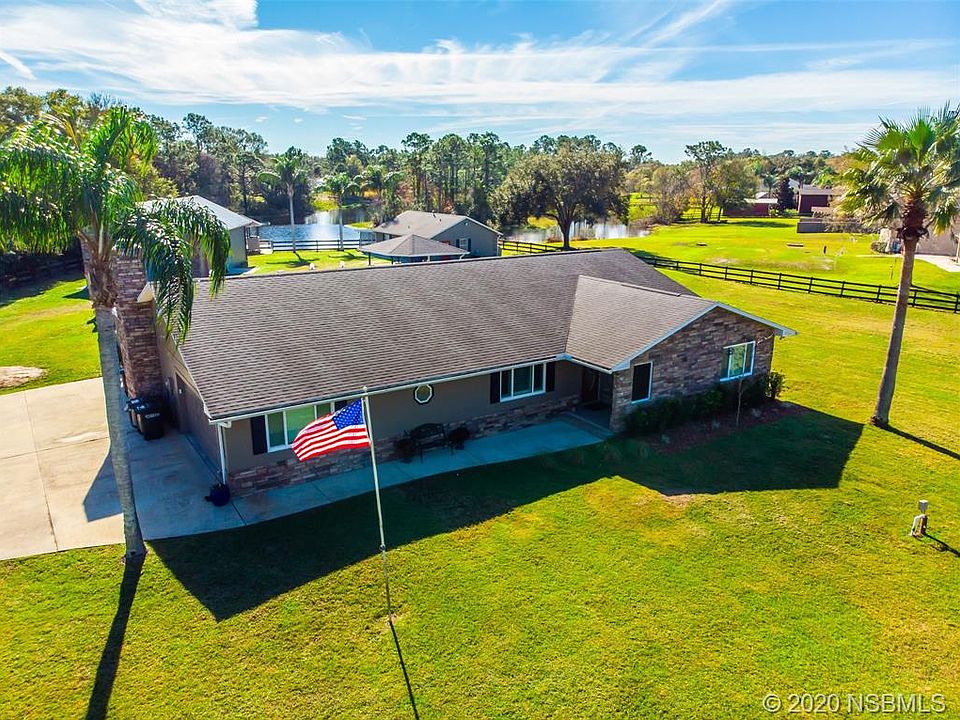 1st image of 150 Country Circle Dr E