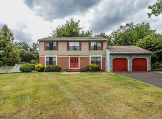 556 New Brunswick Rd, Somerset, NJ 08873