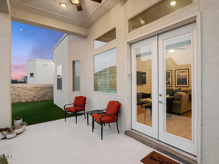 4556 Marisabel Azcarate St — Photo 9