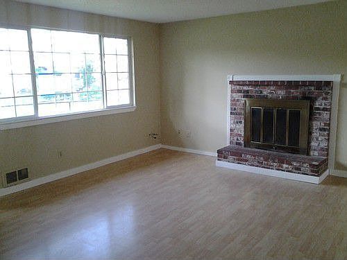 2nd image of 1905 E 29th St