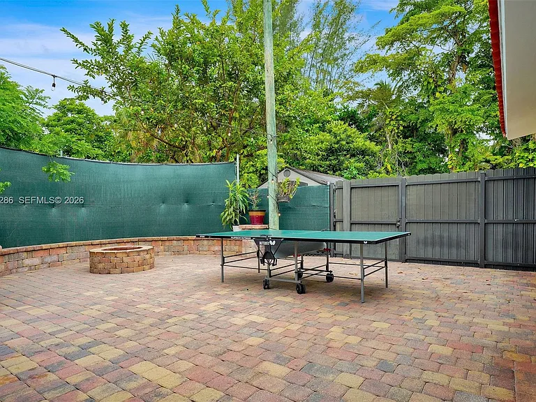 6820 SW 86th Ave — Photo 35