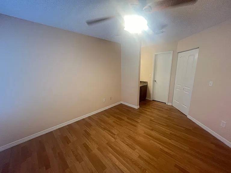 2597 Grassy Point Dr #203 — Photo 2