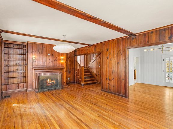 4th image of 1441 McGavock Pike