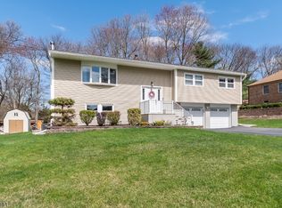 36 Sandra Ln, Randolph, NJ 07869