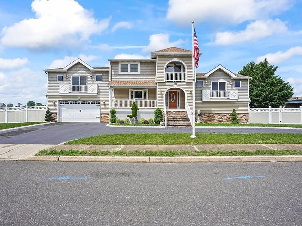 36 Port Au Peck Dr