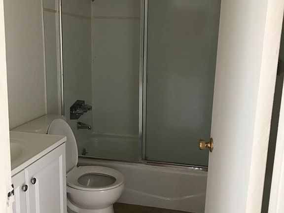 3rd image of 3760 Dufresne Ct APT 23