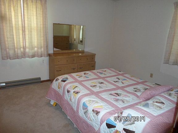 5th image of 205 N Argold St