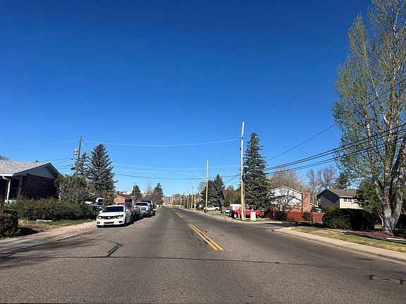 4th image of 1101 Prairie Ave